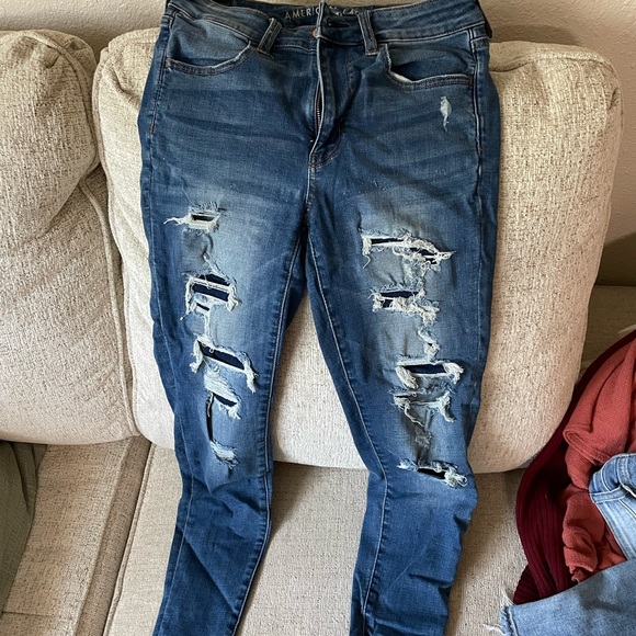 American Eagle distressed skinny jeans - high rise jegging - size 6 regular - Picture 1 of 6